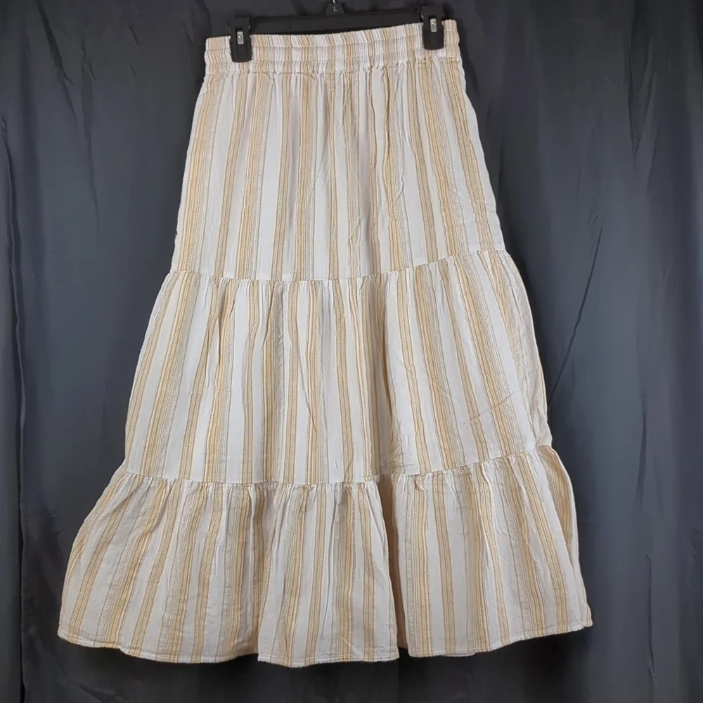 💖New‎ Directions Skirt - Picture 5 of 9